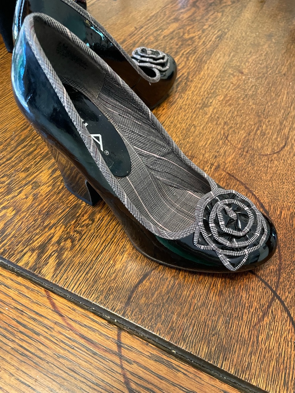Mia black patent dress heels